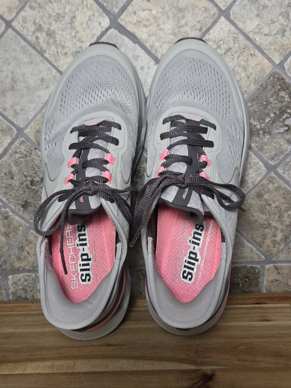 Skechers Women's Slip-ins Glide-Step Altus Lace Up Shoes Gray/Pink Size 9 M